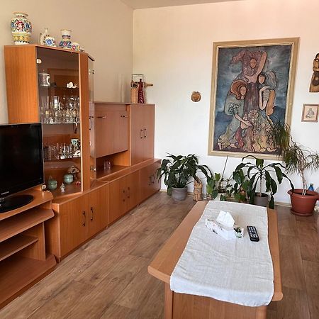 Cozy Apartment By The Forest Tátracsorba Kültér fotó